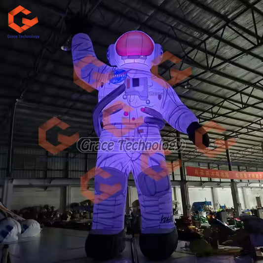 Holiday Inflatable Astronaut Replicas Outdoor Lighted Inflatable Spaceman Decorations