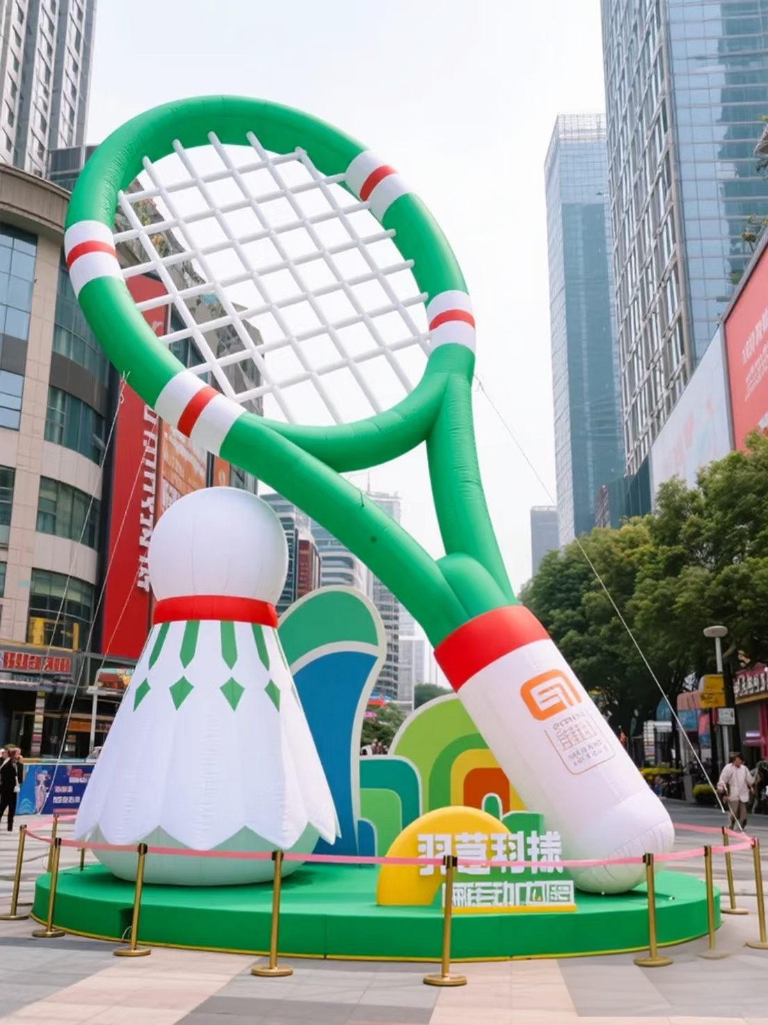 Hot Sale Giant Custom Inflatable Tennis Racket Inflatable Badminton Racket for Sports Event Advertising