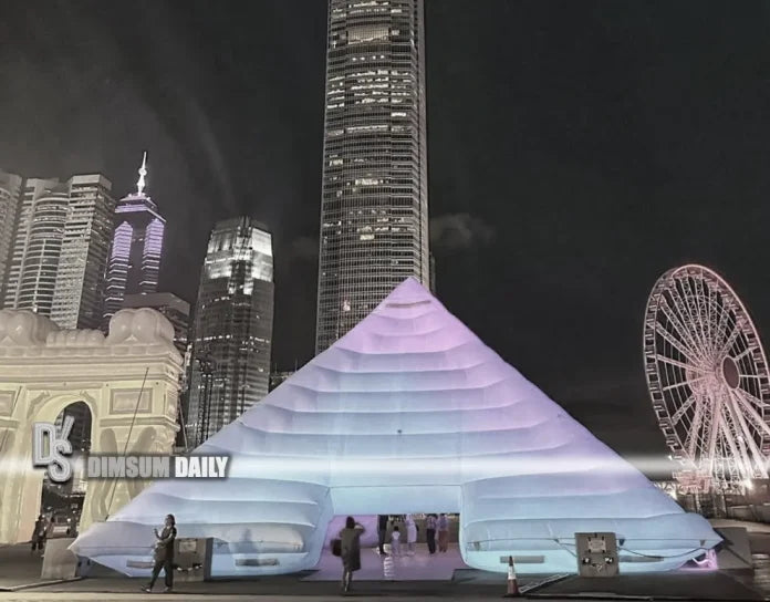 Inflatable Eiffel Tower Model Replicas for Decoration