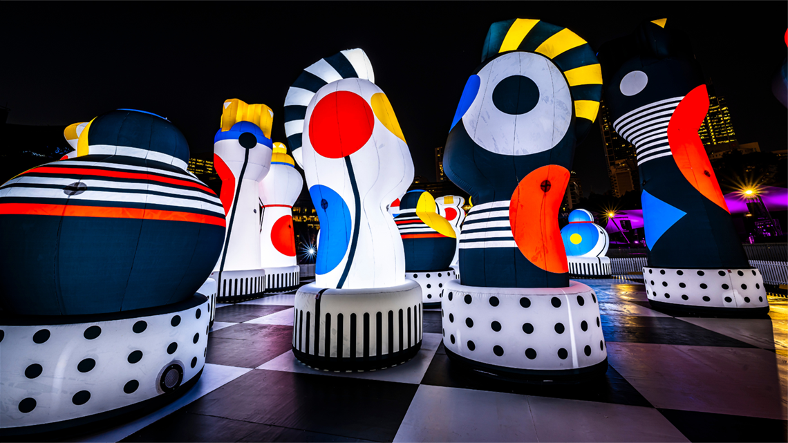 Giant Custom Decorative Inflatable Chess Game Model Inflatable Chess Pieces for Commercial Advertising